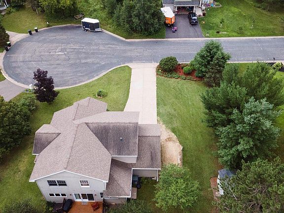 4th image of 1015 Prairie Cir