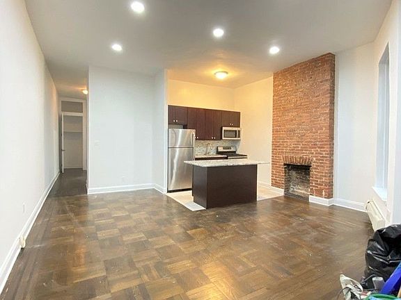 2nd image of 216 W 104th St APT 1D