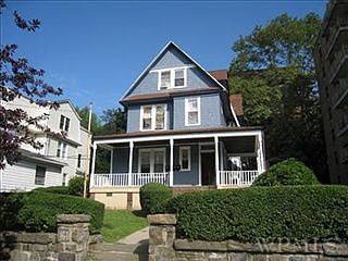 2nd image of 446 Hawthorne Ave