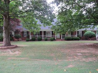 93 Grassland Dr, Jackson, TN 38305