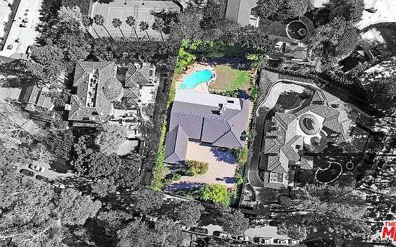 4th image of 1002 Woodland Dr