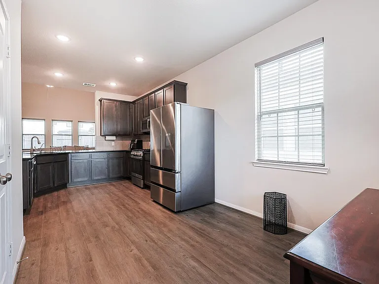 10423 Rochester Hills Ln — Photo 16