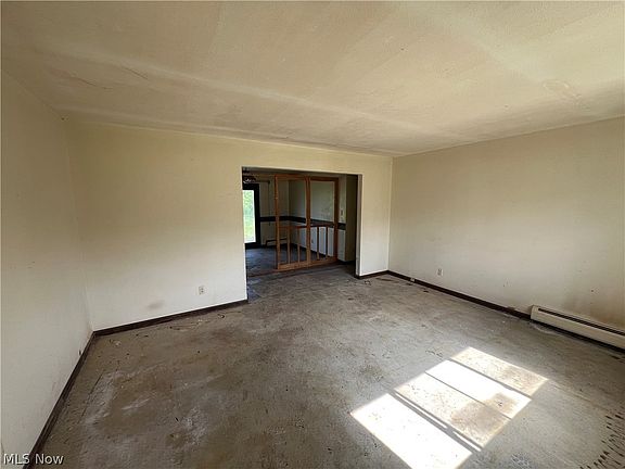 4th image of 12555 Hovey Dr