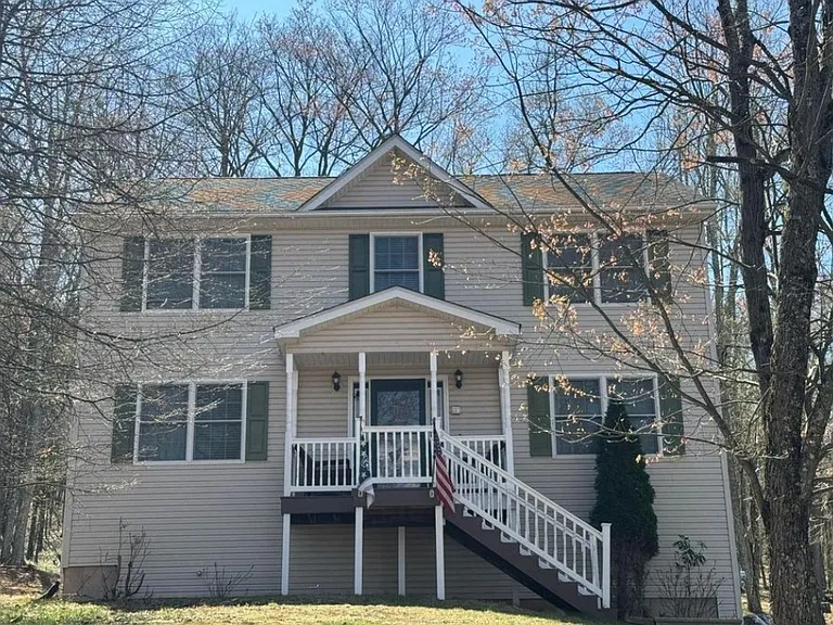 227 Avalanche Ln — Photo 1