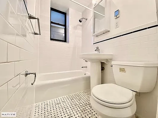 Rented by Native Real Estate LLC | media 22