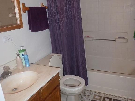4th image of 2234 Abbeywood Dr APT B