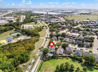 1100 Indian Trail Ct, Roanoke, TX 76262