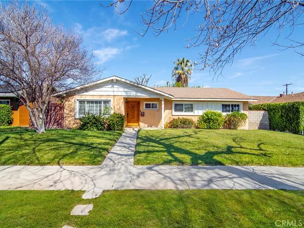 23349 Vanowen St, West Hills, CA 91307