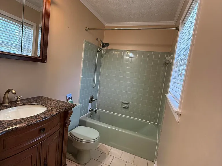 3924 Gladman Way — Photo 14