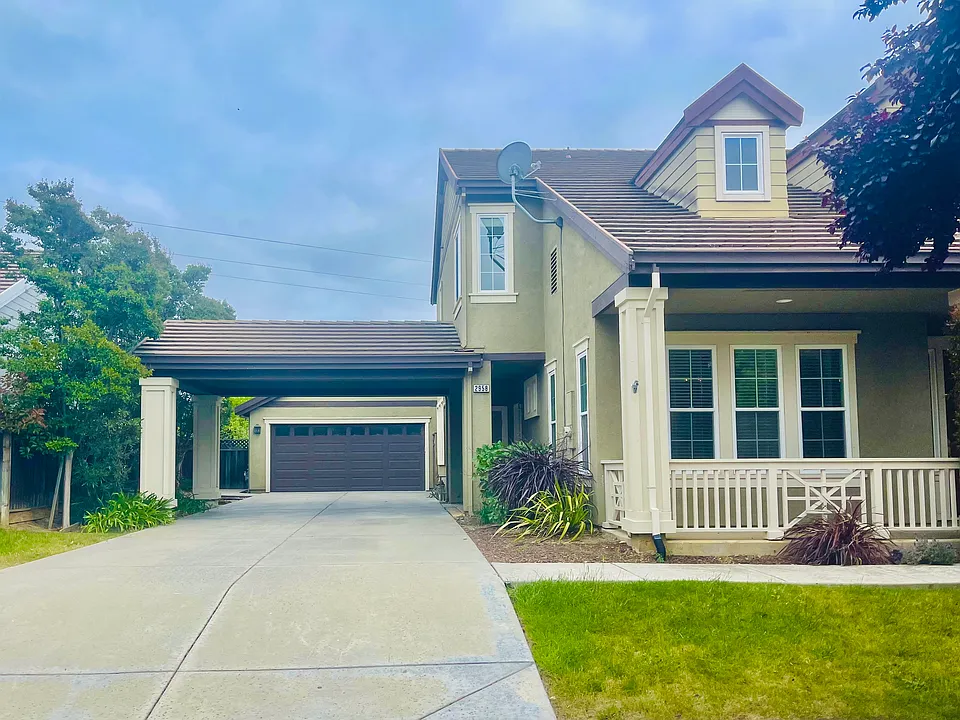 2958 Bresso Dr