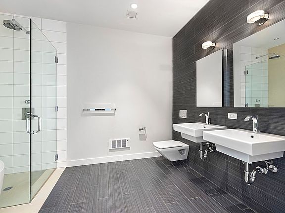 5th image of 60 W 20th St APT 6F