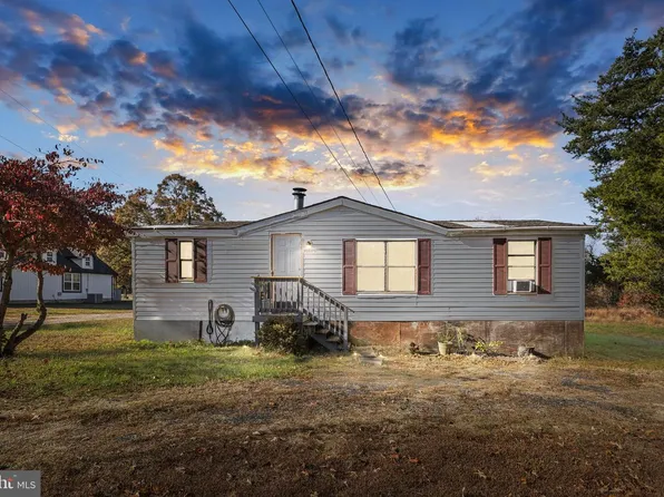 9004 Thornton Rolling Rd, Fredericksburg, VA 22408