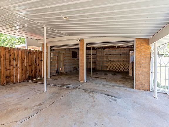 5th image of 224 Greenway Rd