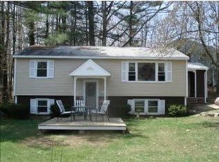 4 Allenson St, Springvale, ME 04083