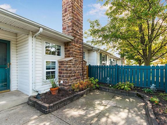 2nd image of 2493 Warm Springs Dr