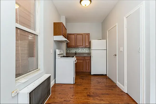 Rented by NY Space Finders Inc. | media 14