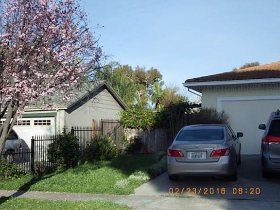 2nd image of 2755 Lucena Dr