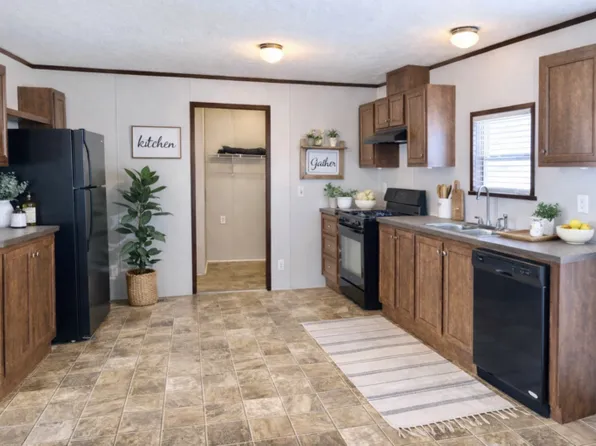 Estimated Payments From 1380 | 33063 Aspen Ct #113, New Haven, MI 48048