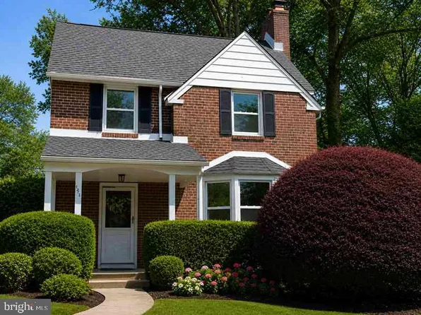 1516 Surrey Ln, Wynnewood, PA 19096