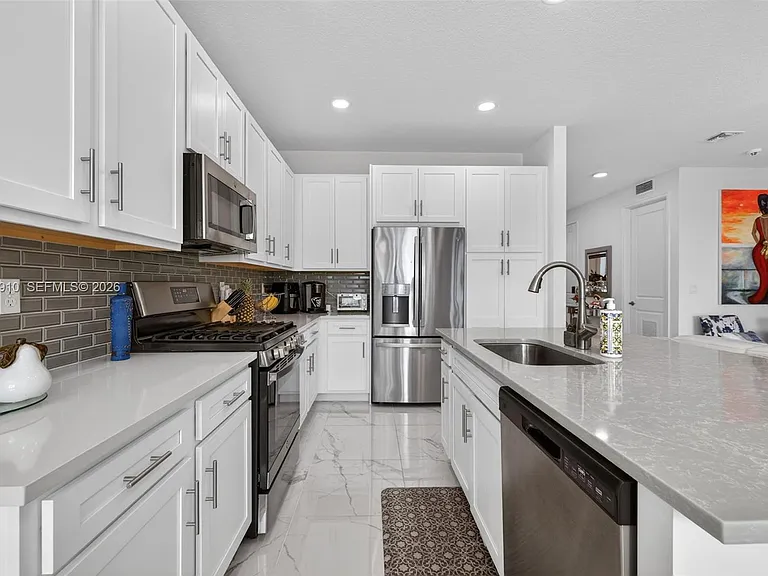 13468 SW Indigo Inlet Ln — Photo 12