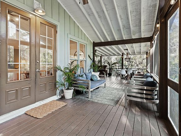 3rd image of 59 Chelsey Ln