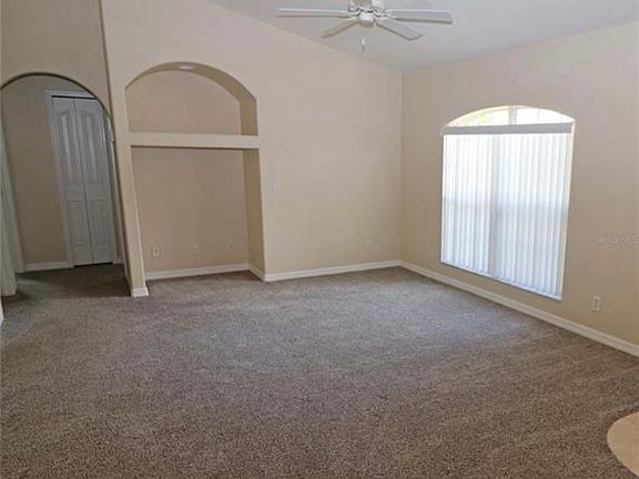 5th image of 4215 Amari Rd