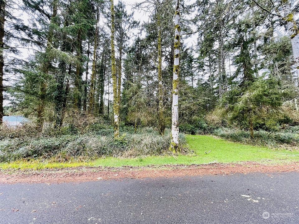 1st image of 767 Evergreen Avenue SE
