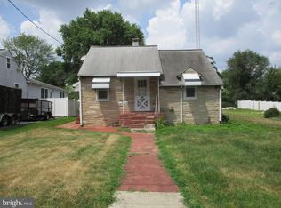 16 Patapsco Rd, Linthicum, MD 21090