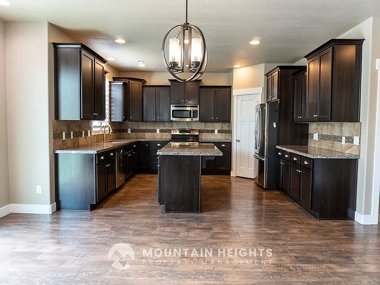 3953 W Sand Lake Dr — Photo 7