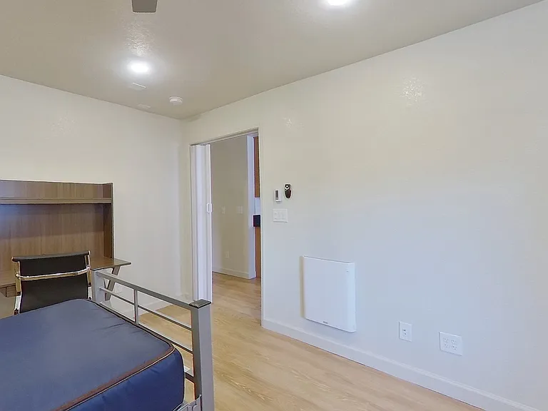 2437 Piedmont Ave — Photo 65