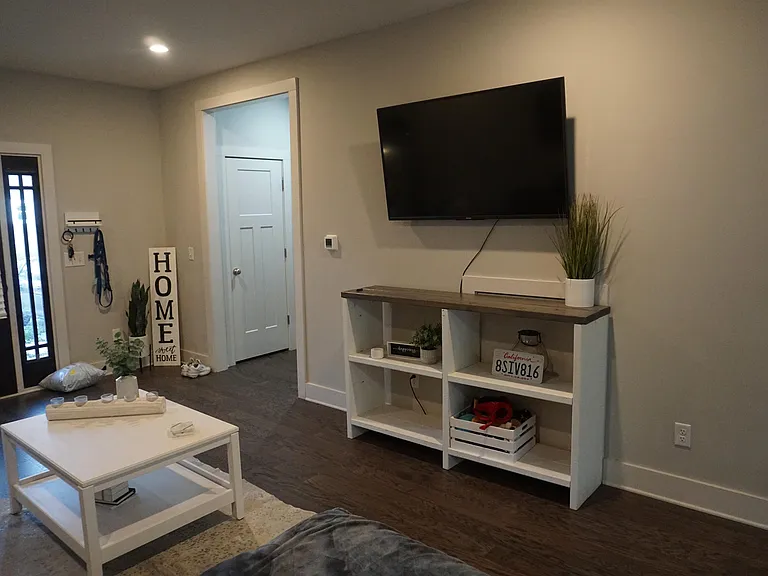 509 E Rosedale Ave — Photo 37