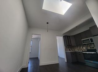422 Lorimer St #3, Brooklyn, NY 11206