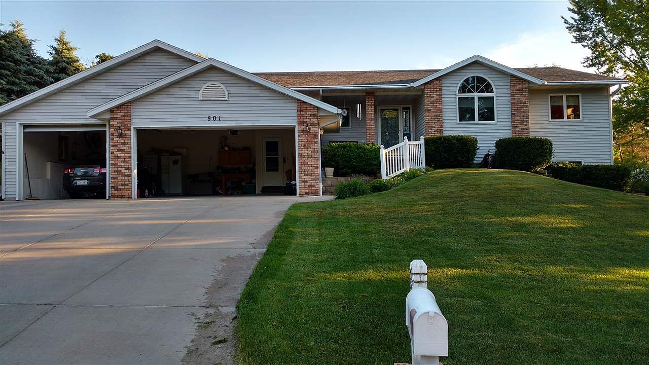 501 Spellman St Mount Horeb Wi 53572 Zillow