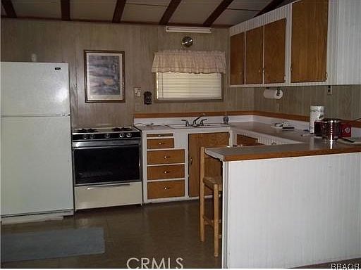 2nd image of 132 Running Springs Ln
