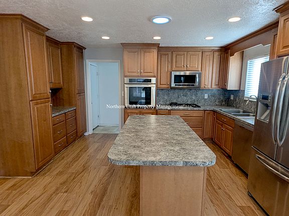 5 Kitchen_02052025