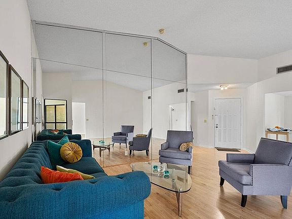 5th image of 3362 Lucerne Park Drive