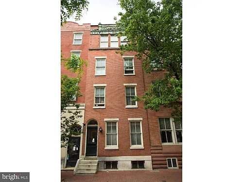 721 Spruce St #1F Photo 1