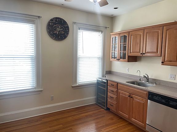 2nd image of 2396 Riverside Ave