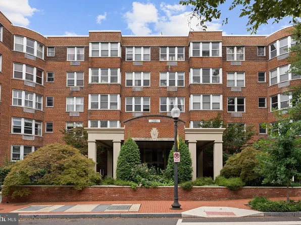 2500 Q St NW APT 434, Washington, DC 20007