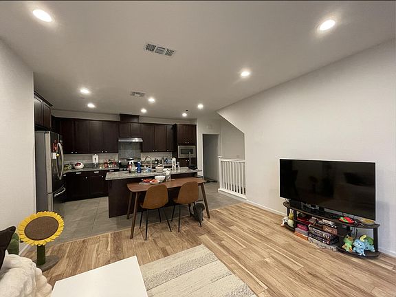5th image of 505 Staccato Pl