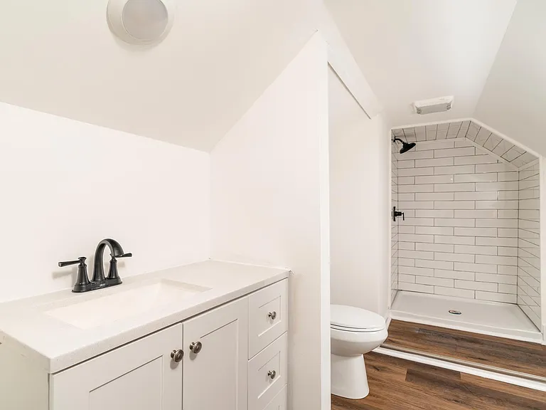 2206 Keith Ave — Photo 13