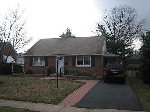 2nd image of 1434 Sunset Dr