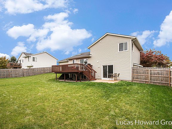 3rd image of 6773 Summerbreeze Dr SE