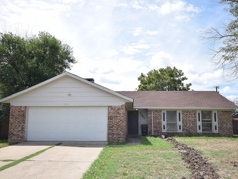 1st image of 1301 Duvall Dr