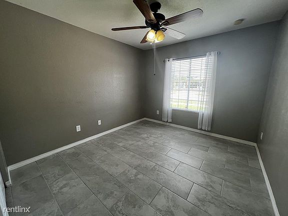 5th image of 2127 SW Newport Isles Blvd #P