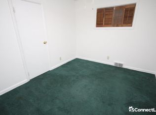 1550 Saint Joe River Dr, Fort Wayne, IN 46805