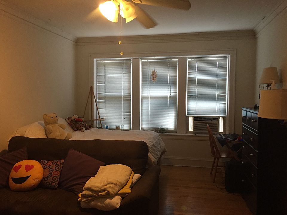 1st image of 4428 N Wolcott Ave APT 2C