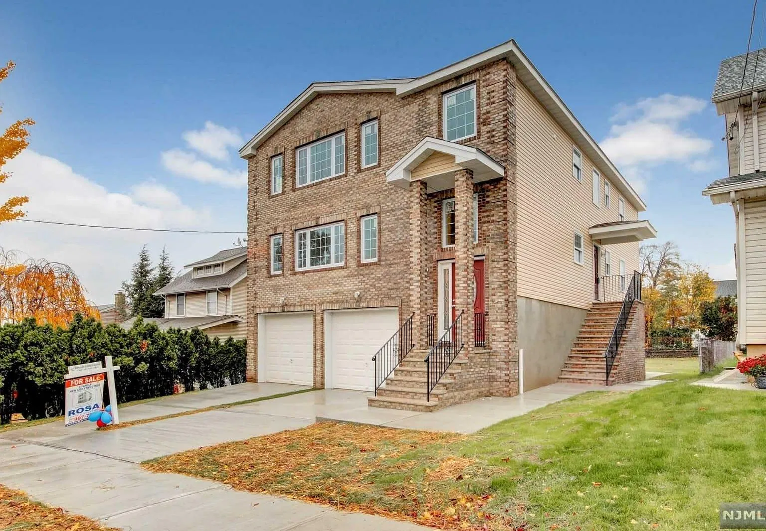 35 Laurel Ave — Photo 2