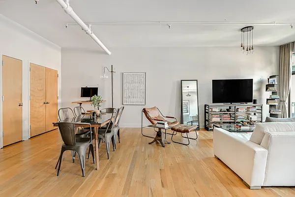 Rented by Compass | media 5
