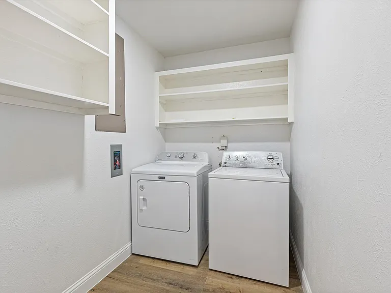 3404 Newkirk Dr — Photo 34